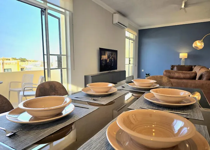 Marina View Apartment *