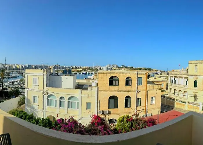 Apartment Marina View