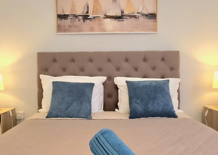 Marina View Apartment