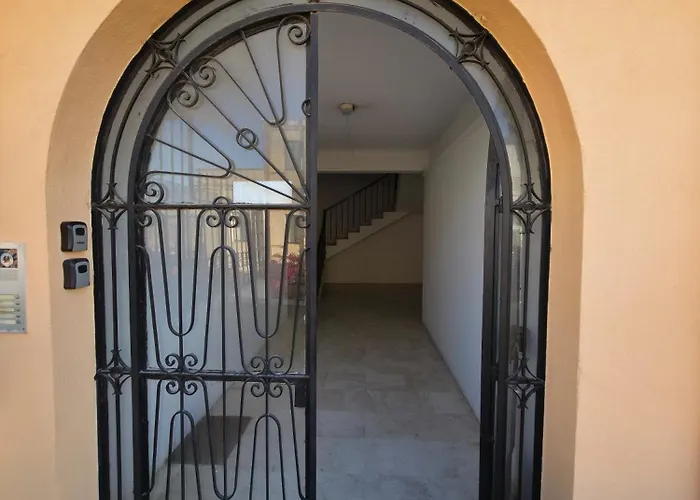 Marina View Apartment *